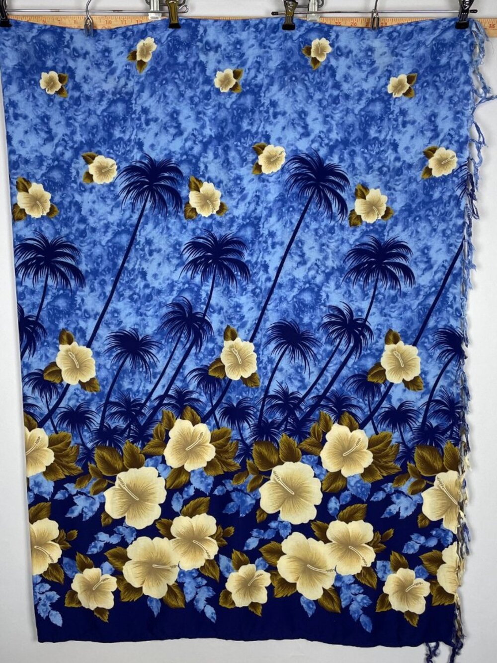 Hibiscus Collection Hawaii Sarong Pareo Wrap Scarf Rayon Blue Floral 43 x 52 In